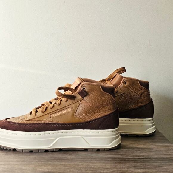 REEBOK Women's Club C Double GEO Mid Shoe Sneaker Size  8 Brown  NWT - Picture 1 of 7